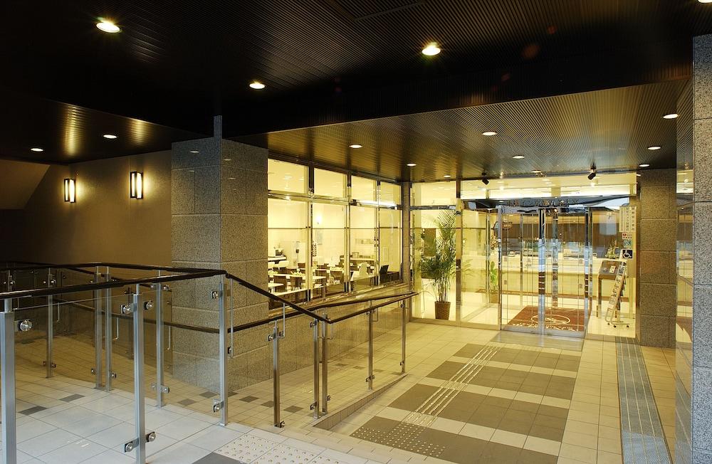 Toyoko Inn Kyoto Gojo Omiya מראה חיצוני תמונה