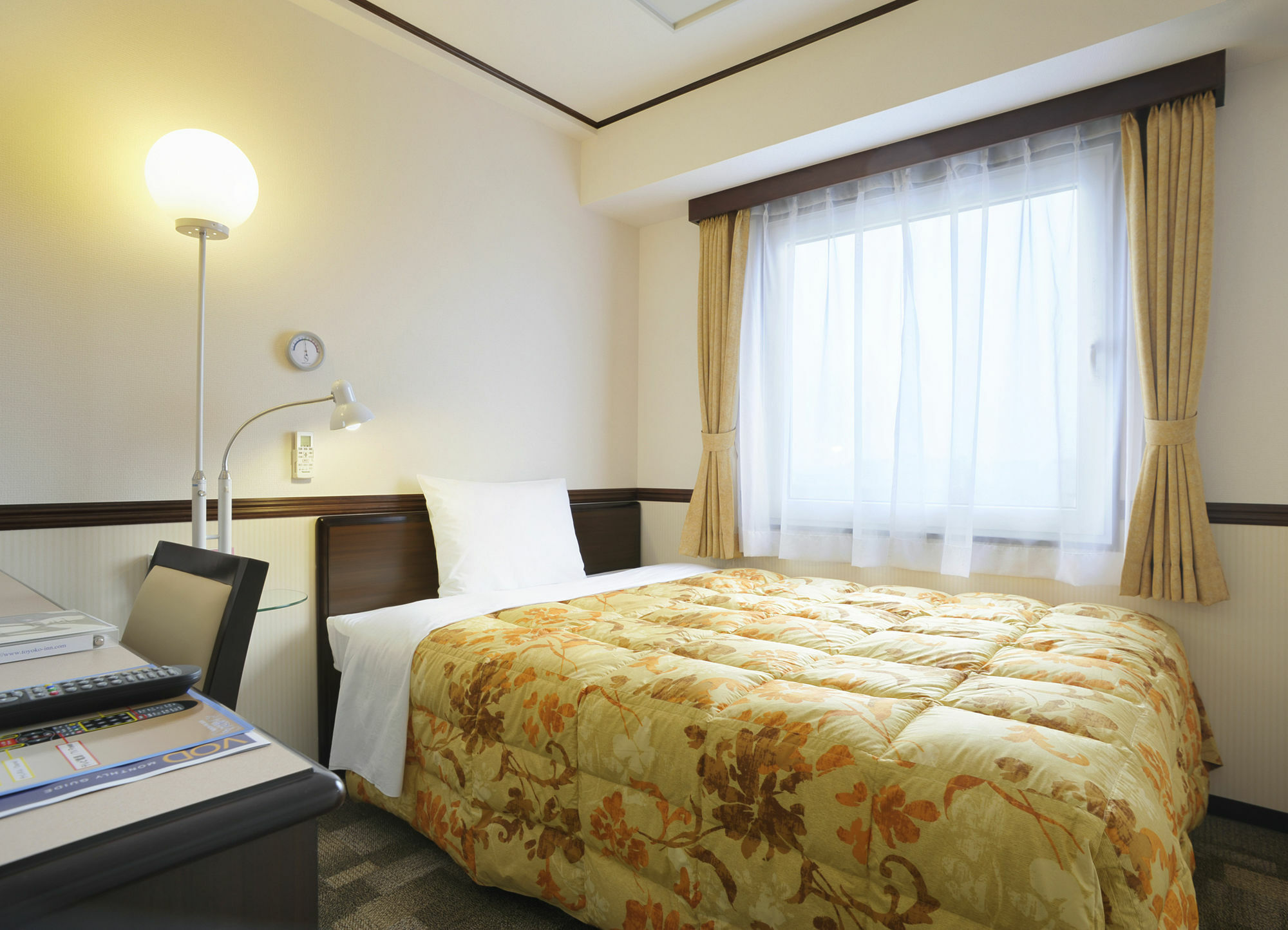 Toyoko Inn Kyoto Gojo Omiya מראה חיצוני תמונה